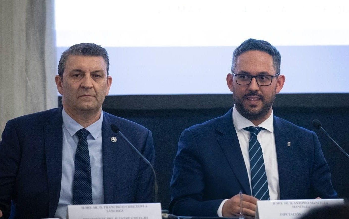 MÁS DE 125.000 EUROS AL COLEGIO DE VETERINARIOS DE GRANADA PARA IMPLANTAR EL REGISTRO MUNICIPAL DE ANIMALES DE COMPAÑÍA Y GESTIONAR COLONIAS FELINAS