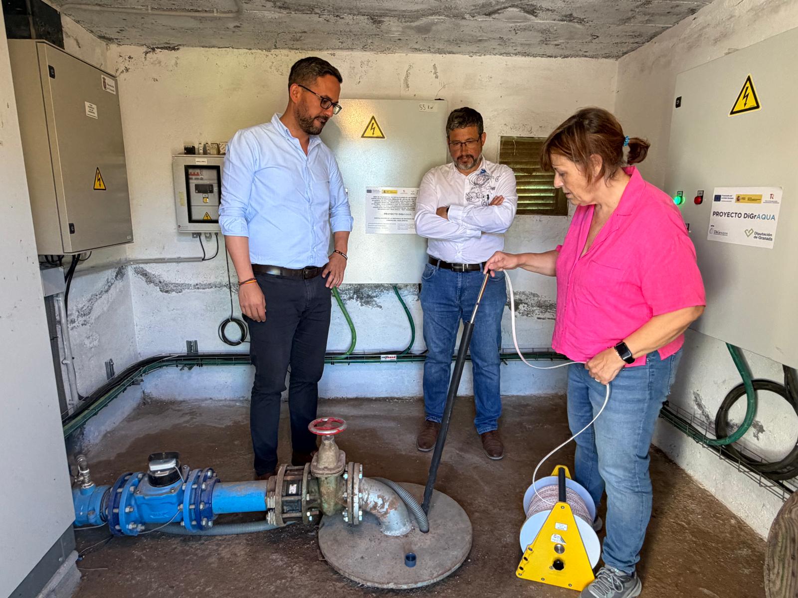 DIPUTACIÓN AVANZA EN BEAS DE GRANADA Y BENALÚA DE LAS VILLAS LAS OBRAS PARA REDUCIR FUGAS Y FRAUDES EN EL ABASTECIMIENTO DE AGUA