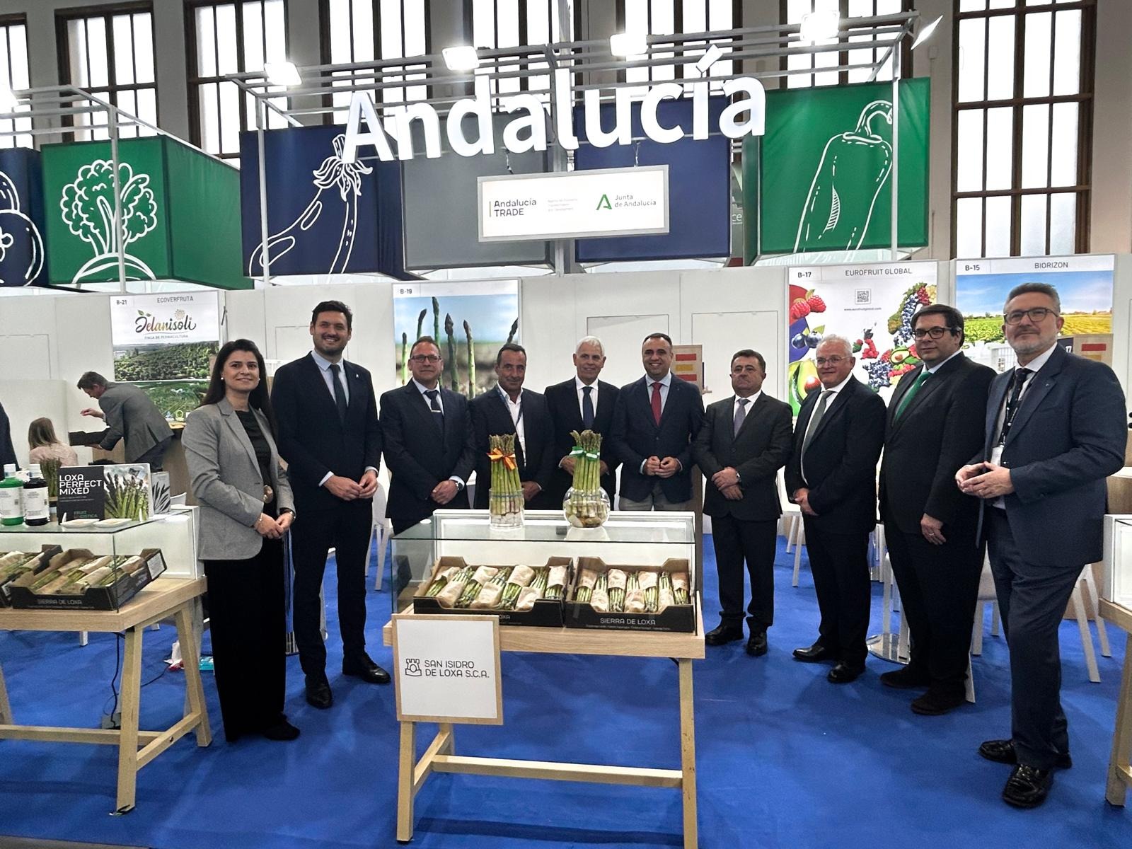LAS COOPERATIVAS AGRARIAS GRANADINAS RECIBEN APOYO EN FRUIT LOGÍSTICA